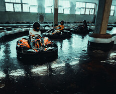 ELECTRIC GO-KARTS 20 MIN RACE