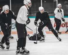 Ice Hockey game - 1 hour game