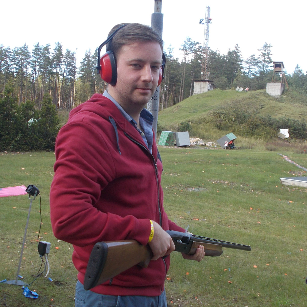 CLAY PIGEON SHOOTING 15 clays in Riga for Stag Party