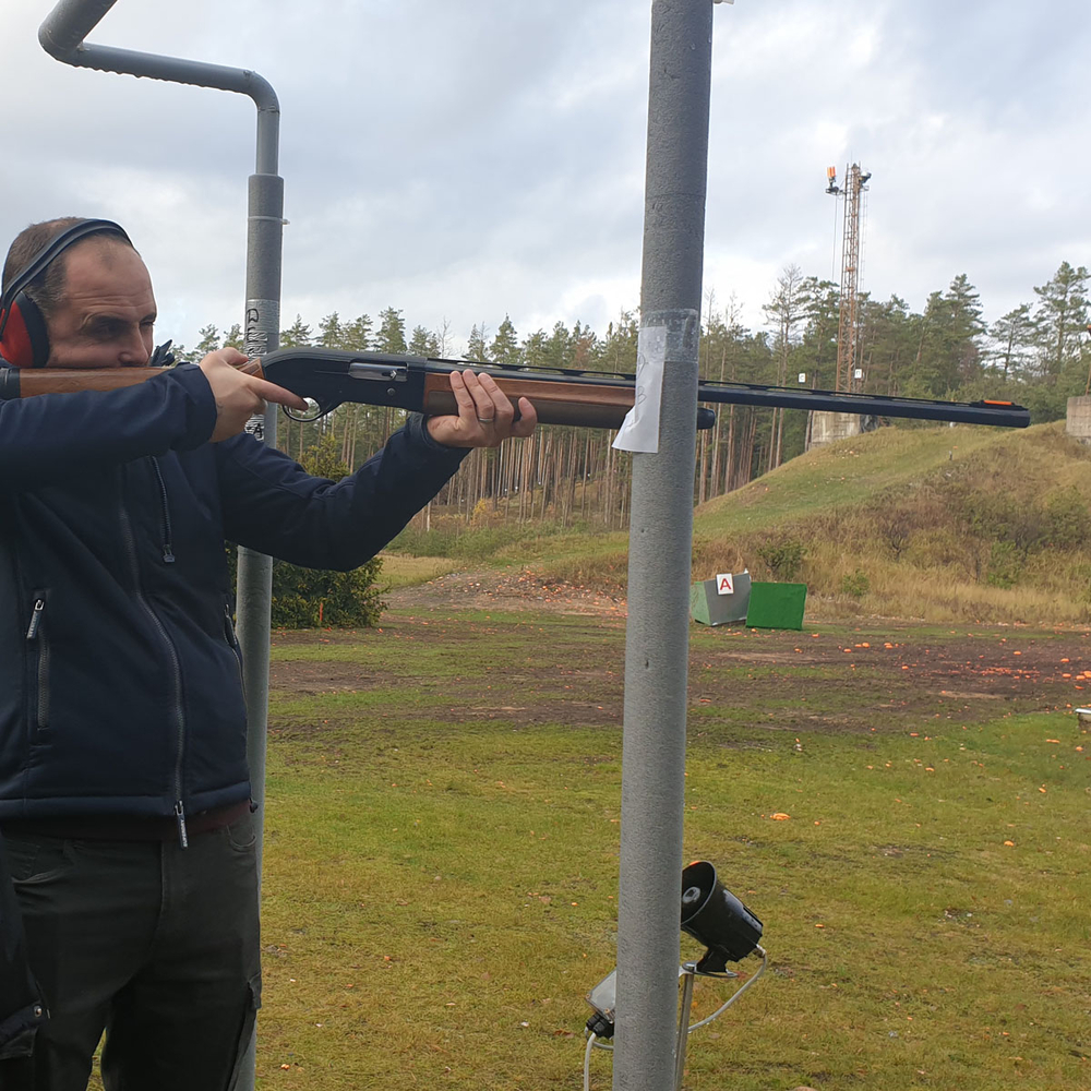 CLAY PIGEON SHOOTING 15 clays in Riga for Stag Party