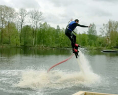 Aquatic jetpack